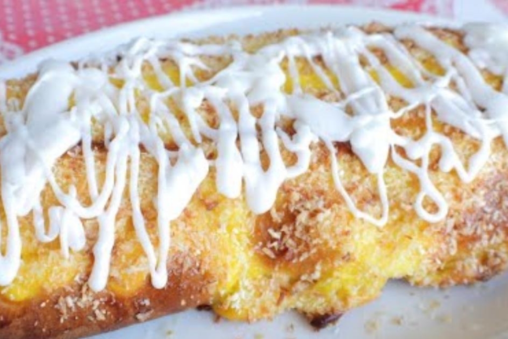 Pão doce com creme e coco saboroso, pra matar aquela vontade de um doce