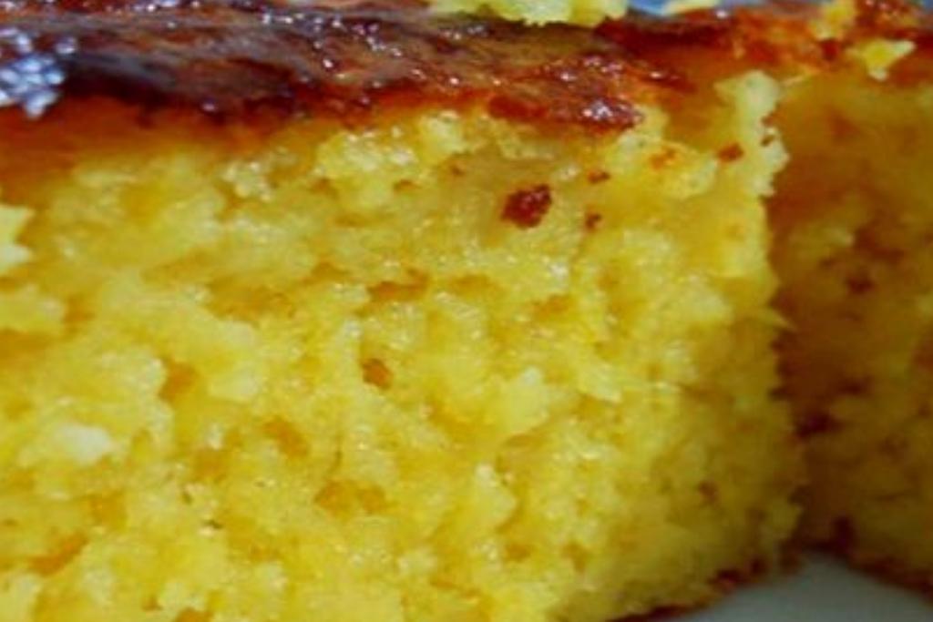 Bolo de milho, tão cremoso e saboroso fica idêntico uma pamonha