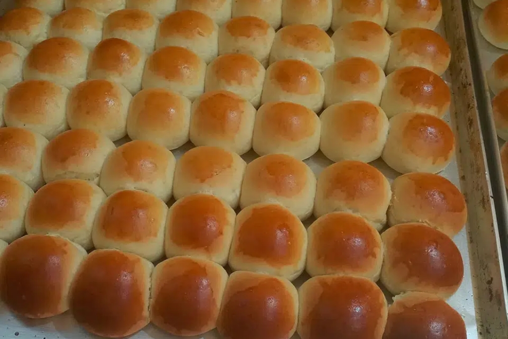 Pão de batata fofinho e macio, uma delícia para comer com manteiga ou requeijão