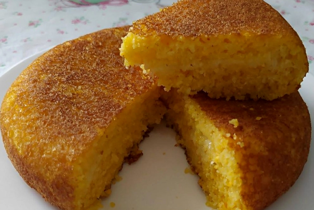 Pão de cuscuz de frigideira simples, fica pronto em minutos sua família vai amar