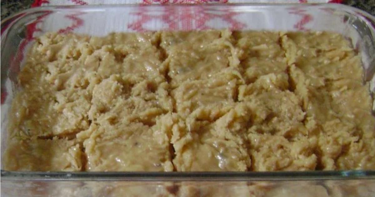  Cocada com leite condensado, é um doce tradicional brasileiro que leva apenas três ingredientes 